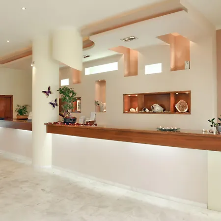 فندق Belussi & 4*