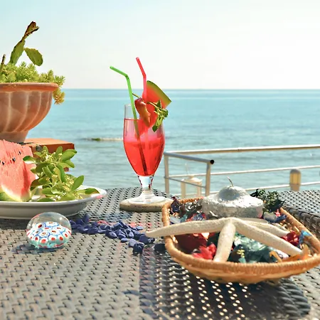 Belussi & Psarou (Zakynthos)