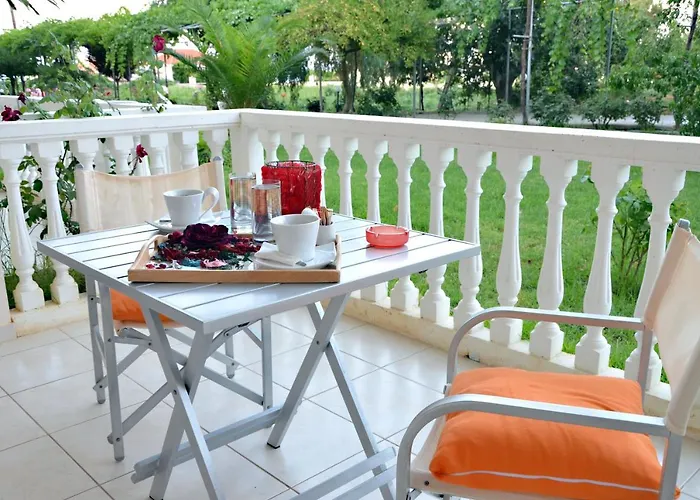 Belussi & Отель Psarou (Zakynthos)