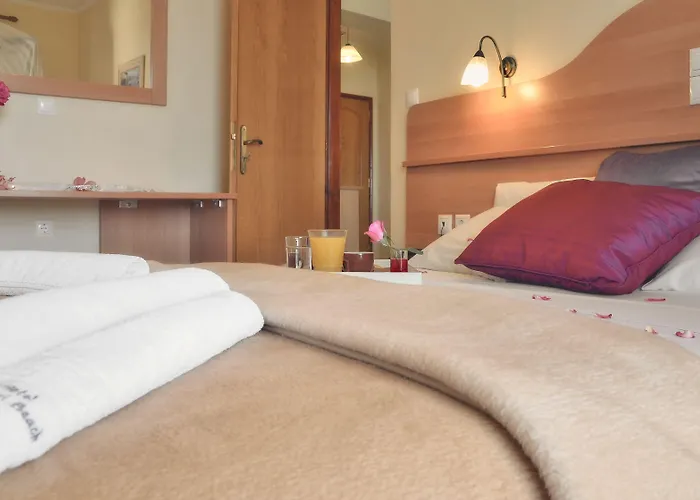 Belussi & 4* Psarou (Zakynthos)