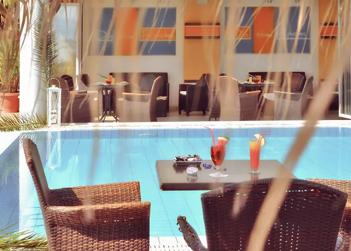 Belussi & Отель Psarou (Zakynthos)