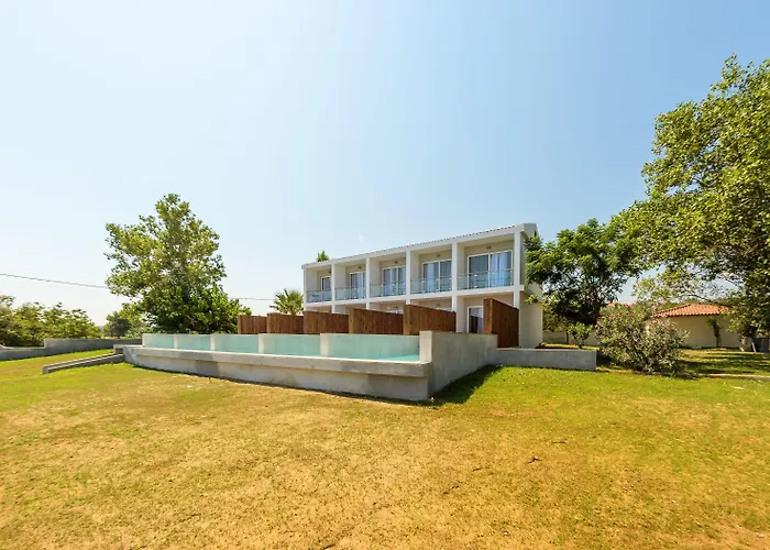 Belussi & Отель