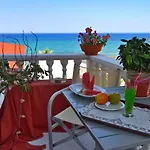 Belussi & 4* Psarou (Zakynthos)