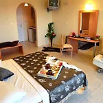 Belussi & 4* Psarou (Zakynthos)