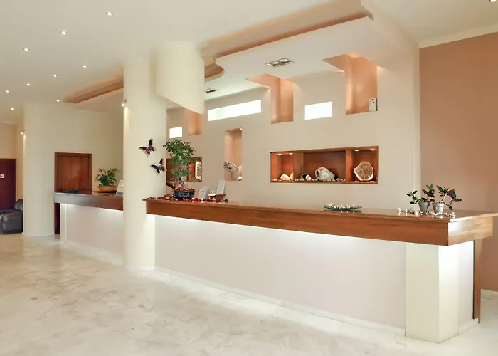 Otel Belussi & 4*