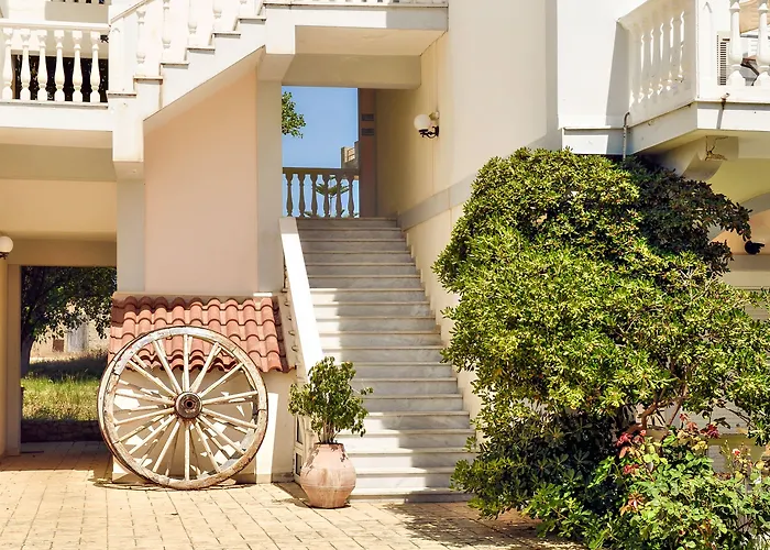 Belussi & 4* Psarou (Zakynthos)